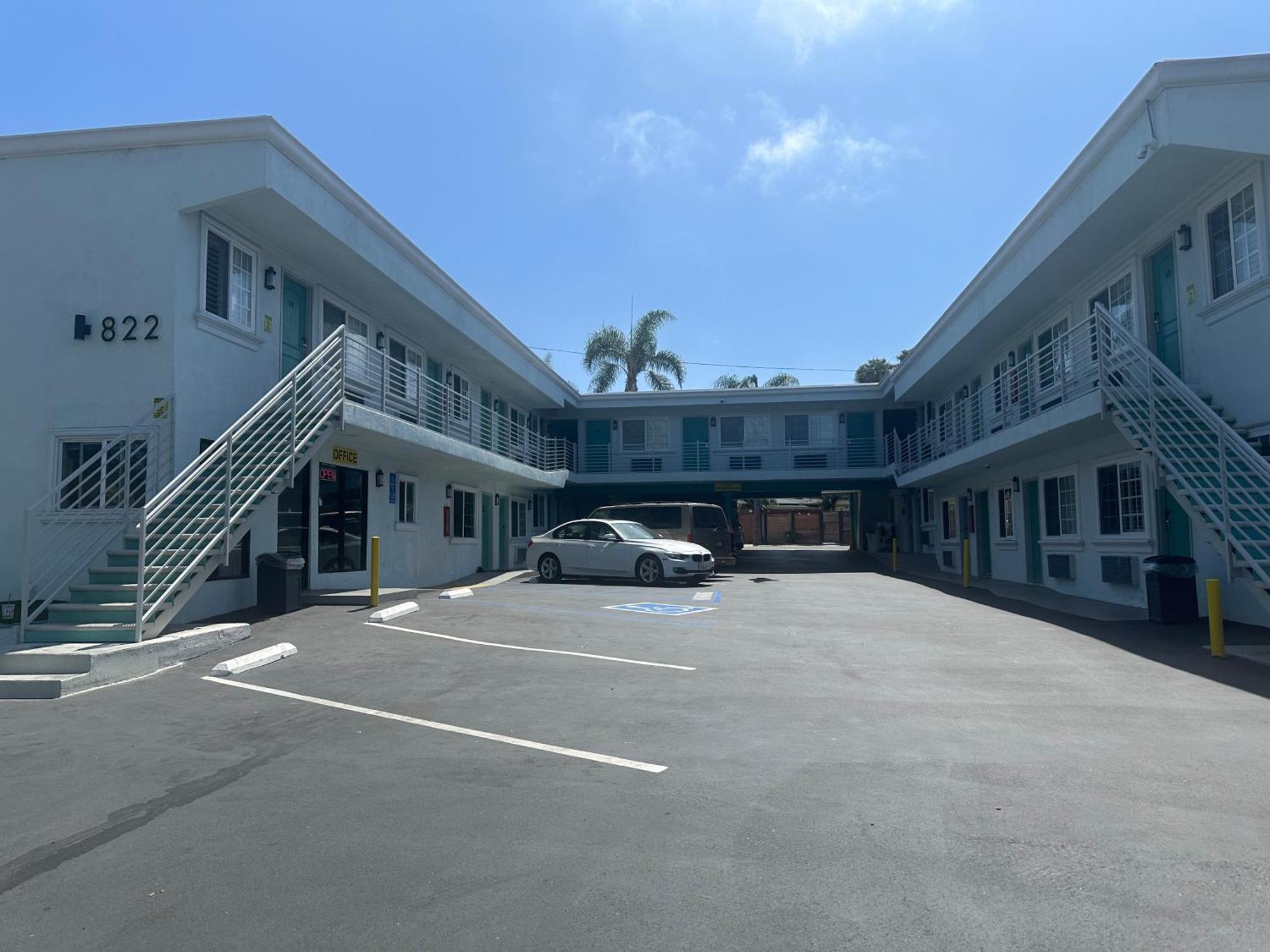 Super 8 By Wyndham Oceanside Downtown Hotel Luaran gambar