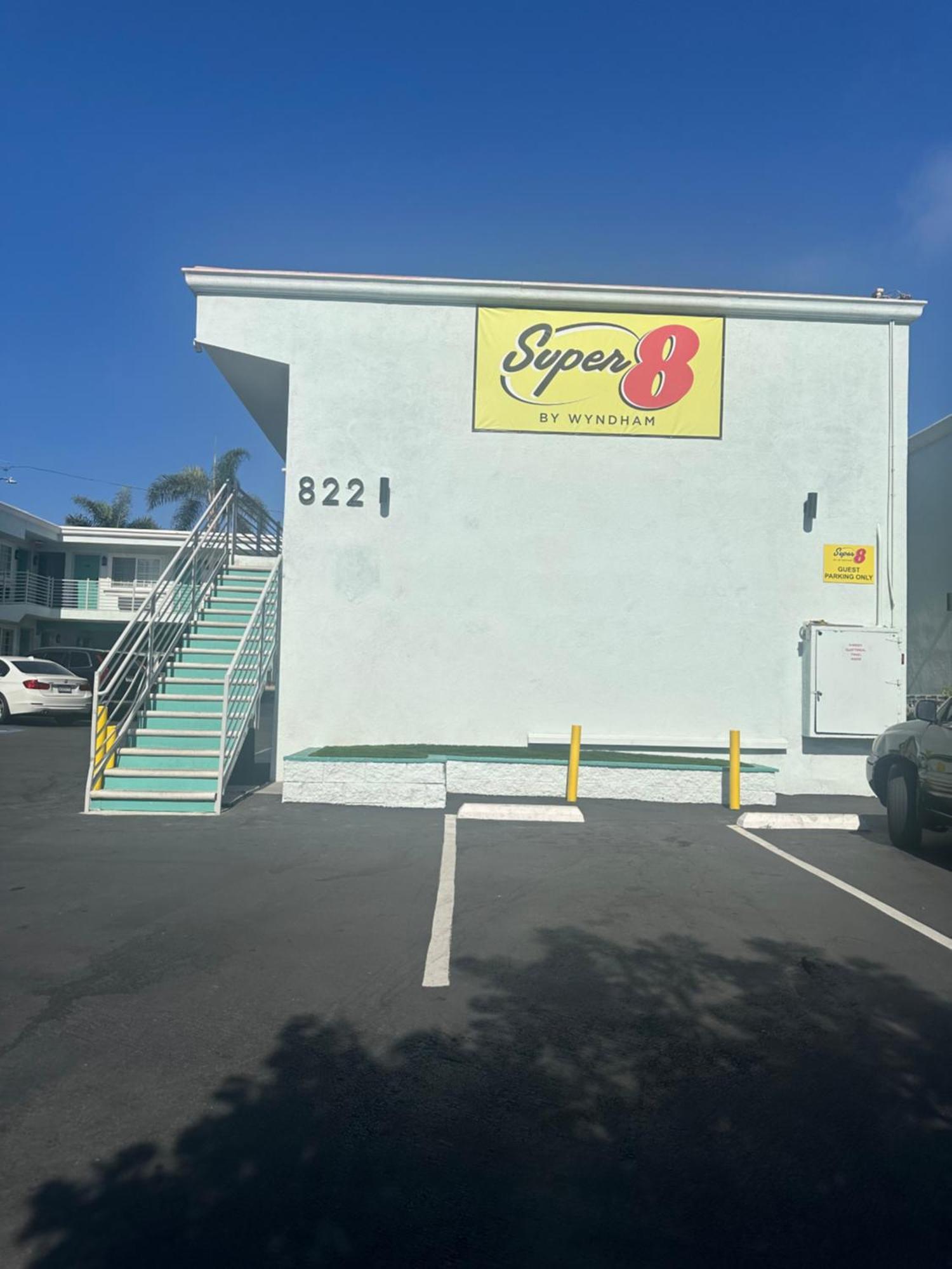 Super 8 By Wyndham Oceanside Downtown Hotel Luaran gambar